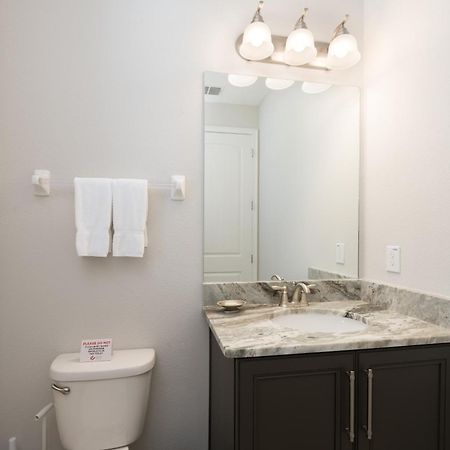 Vibrant Home With Theater Room & Pool Table Near Disney By Rentyl - 7713G أورلاندو المظهر الخارجي الصورة